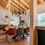 The Cosy Bear